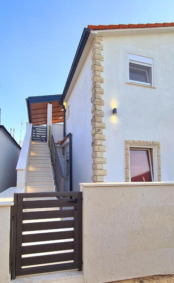 Family Oasis Apartment Zukve Vrsi Exteriér fotografie