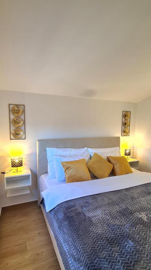 Family Oasis Apartment Zukve Vrsi Exteriér fotografie